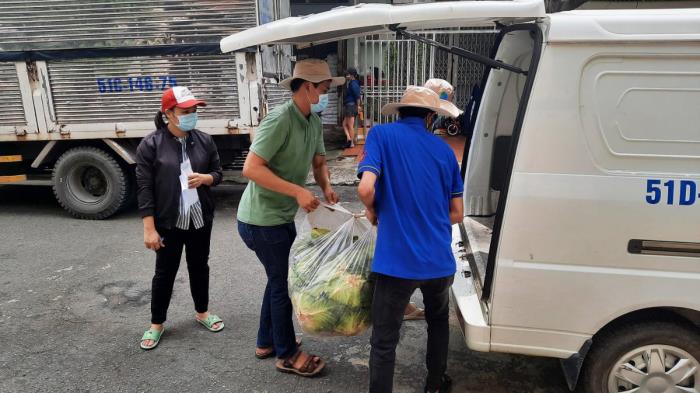 TRAO QUÀ ĐẾN CÁC PHƯỜNG LONG PHƯỚC, PHƯỚC LONG A, PHƯỚC LONG B, PHƯỚC BÌNH VÀ CHÙA DIỆU TRÀNG CÙNG NGƯỜI DÂN TRÊN ĐỊA BÀN PHƯỜNG PHƯỚC LONG A - TP.THỦ ĐỨC, TP.HCM (NGÀY 16/09/2021)